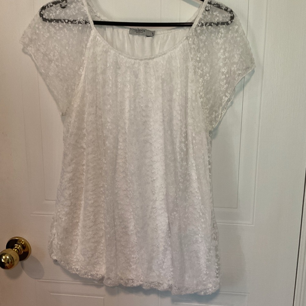 Teidenze Lace Blouse Womens Medium White Excellent Made in Italy Cap Sleeve Top